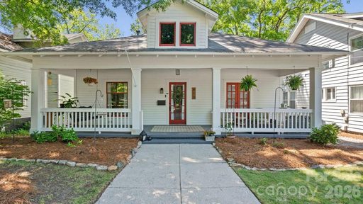 413 W 5th Avenue active home in Chester Place, Gastonia, NC