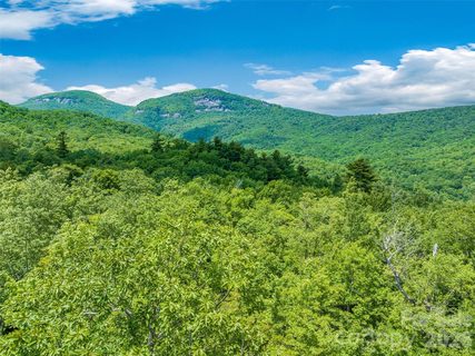2 Cardinal Drive active home in Lake Toxaway Estates, Lake Toxaway, NC