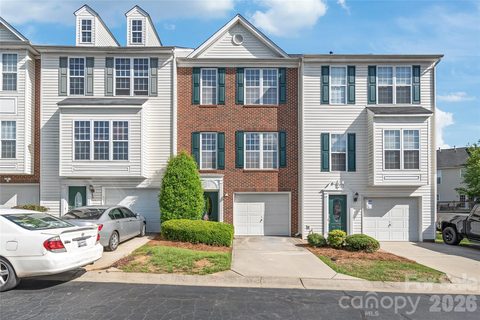 1707 Kashmir White Lane active townhome in Waterstone, Fort Mill, SC