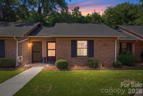 141 Glenwood Drive pending townhome in Parkwood Villas, Rock Hill, SC