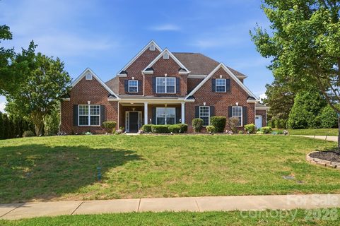 5305 Radcliffe Drive pending home in Briarcrest North, Waxhaw, NC