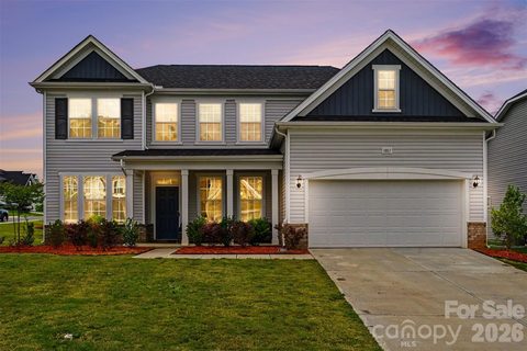 3017 Oxtail Court active home in Baileys Run, Rock Hill, SC