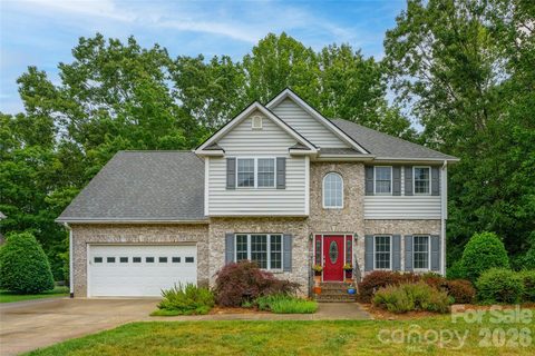 100 Welwyn Lane active home in Eastmoor, Asheville, NC