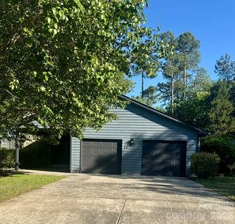 11209 Snapfinger Drive sold home in Provincetowne, Charlotte, NC