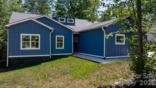 3813 54th Avenue sold home in Shoal Creek Cove, Hickory, NC