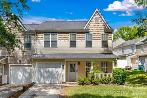 330 Bridal Veil Drive sold home in Stonebrook, Charlotte, NC