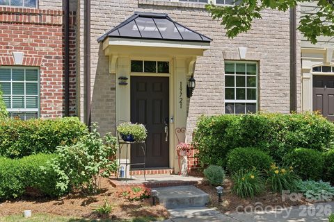 19721 Playwrights Way active townhome in Antiquity, Cornelius, NC
