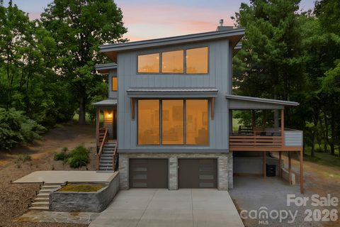 22 Lara Drive pending home in Boyleston Ridge, Mills River, NC