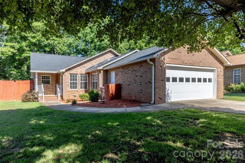 1843 Charter Drive sold home in Ravencroft, Rock Hill, SC