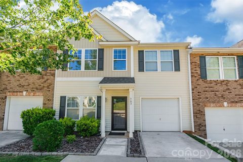383 Battery Circle active home in Harpers Green, Clover, SC