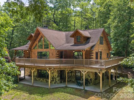 413 Green Hills Road active home in Lake Adger, Mill Spring, NC