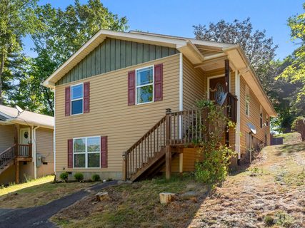24 Hilldale Road active home in Oakley, Asheville, NC