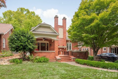 2601 E 5th Street