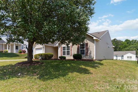 740 Aberdeen Glen Place sold home in Northwoods Forest, Charlotte, NC