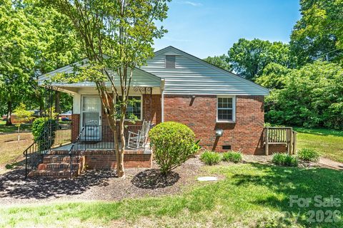 Homes in Marlborough Woods, Charlotte