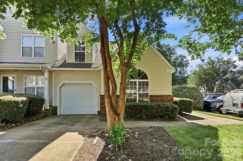 6068 Bobcat Place sold home in Huntington Ridge, Charlotte, NC