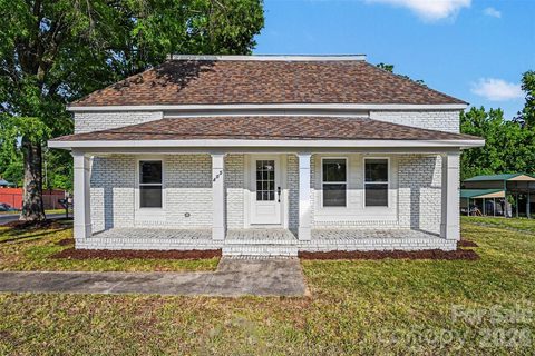 A home in Hearne Heights Addition