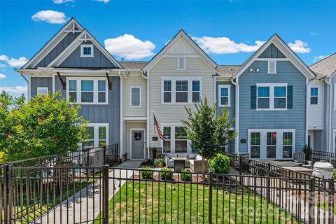 Previously sold for $634,000