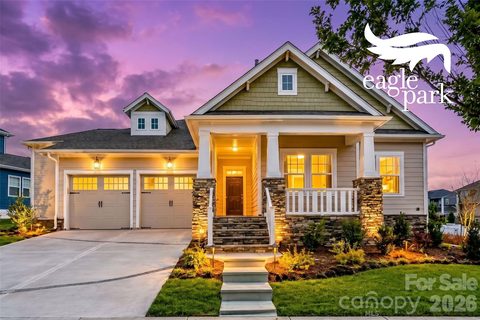 2204 Lexington Street pending home in Eagle Park, Belmont, NC