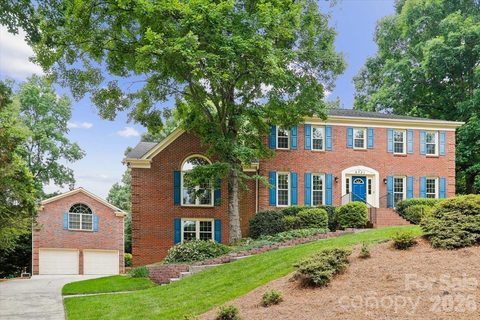 6721 Southby Court pending home in Alexander Hall, Charlotte, NC