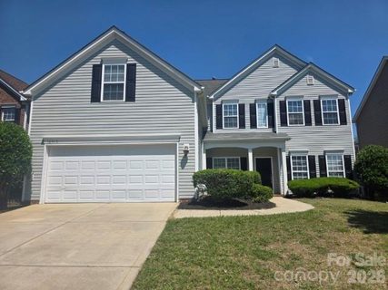 10415 Newbridge Road pending home in Berewick, Charlotte, NC