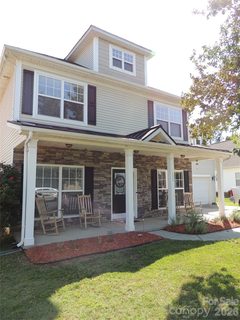 113 Ashton Woods Court active home in Kendrick Farm, Mount Holly, NC