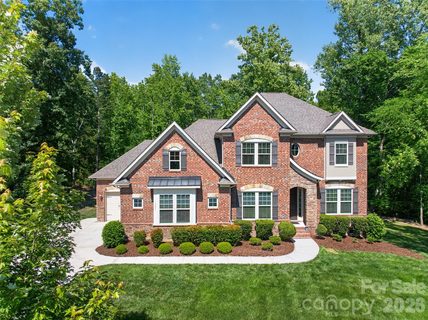 1005 Kara Court sold home in Vickery, Matthews, NC