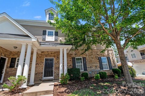 15323 Barossa Valley Street active condo in Riviera, Charlotte, NC