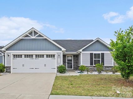 5513 Hughesdale Drive sold home in Woodgrove, Charlotte, NC