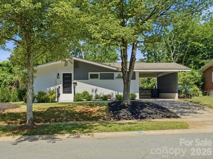 3633 Rosehaven Drive active home in Winterfield, Charlotte, NC