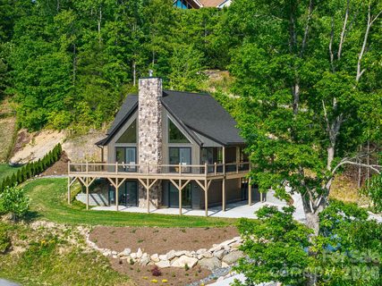 96 Crystal Lake Drive sold home in Crystal Heights, Hendersonville, NC