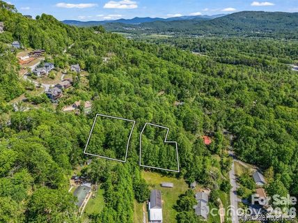 88 Hamilton Acres Drive active lot in Greater Druid Hills, Hendersonville, NC