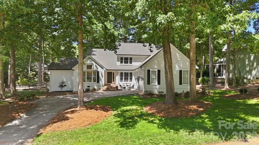 8916 Oxfordshire Court sold home in Wynfield, Huntersville, NC