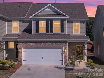 4192 Steel Way active townhome in Blackstone Bay, Sherrills Ford, NC