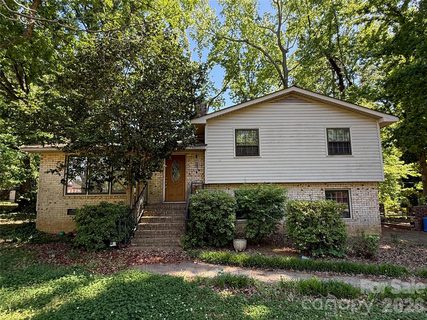 1129 Mclaughlin Drive sold home in East Forest, Charlotte, NC