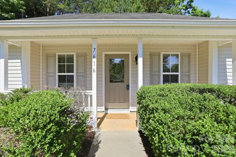 Homes in Kings Creek, Charlotte
