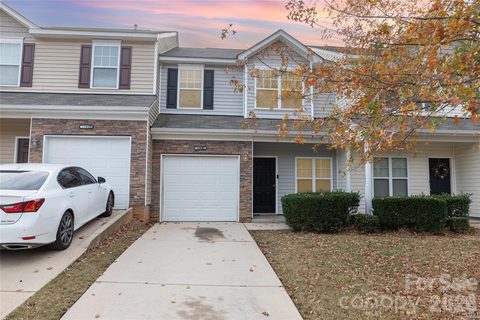 11033 Ardglass Court pending home in Villages At Back Creek, Charlotte, NC