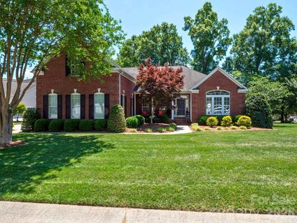Homes in Chestnut, Matthews