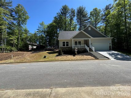 403 Scarlett Oak Court sold home in Parkview, Lenoir, NC