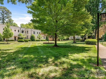 Homes in Myrtle Square, Charlotte
