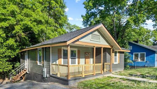 106 Dean Street pending home in Firestone Textiles Inc, Gastonia, NC