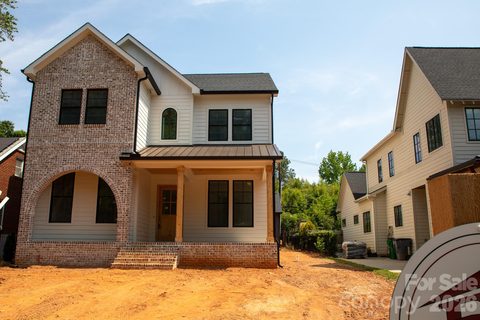 2205 Shenandoah Avenue active home in Chantilly, Charlotte, NC