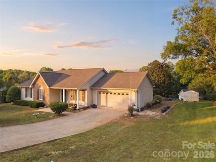3842 Serenity Drive active home in Melrose Place, Hickory, NC