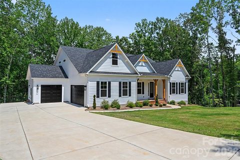 131 High Lake Drive active home in Harbor Watch, Statesville, NC