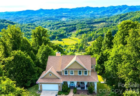 Homes in Seven Glens, Weaverville