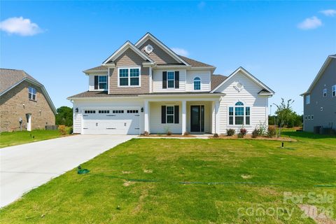 A home in Camellia Gardens