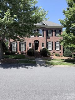 212 Hawthorne Park Avenue sold home in Hawthorne, Belmont, NC