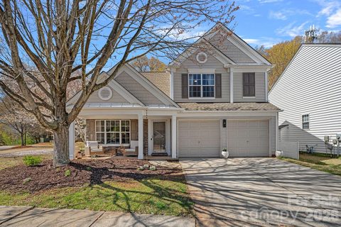19917 Marina Village Drive sold home in Victoria Bay, Cornelius, NC