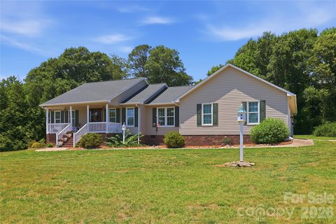 209 Silver Creek Lane sold home in Homestead Acres, Shelby, NC