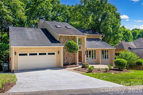7057 Mariners Court